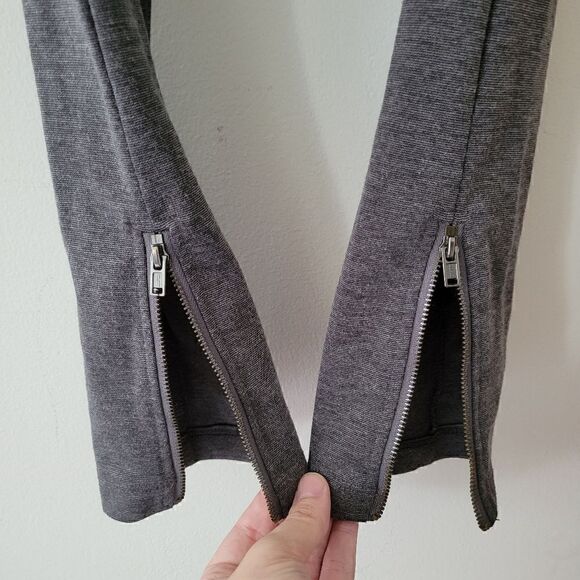Liz Lange Maternity Leggings Gray Ankle  Zips XS - Picture 7 of 10